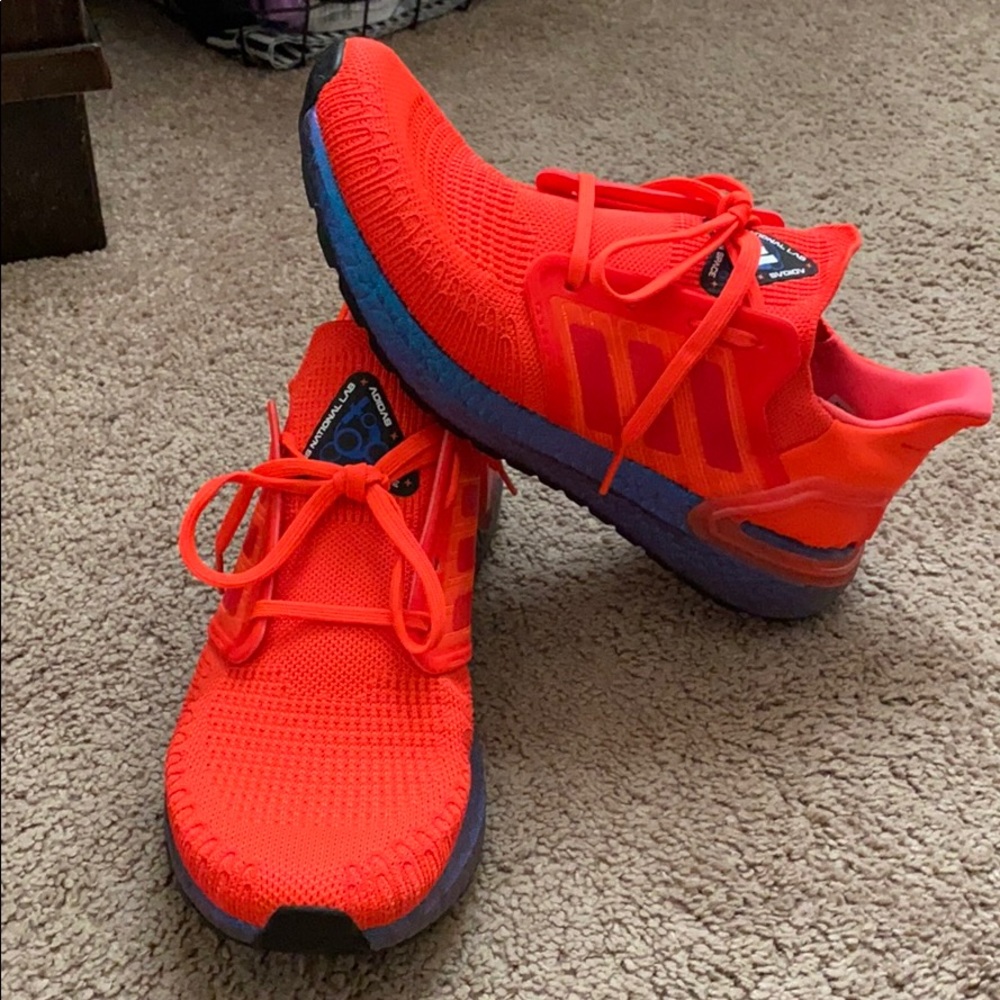 Adidas Ultraboost Red/Orange Men Sz 9 Women Sz 10